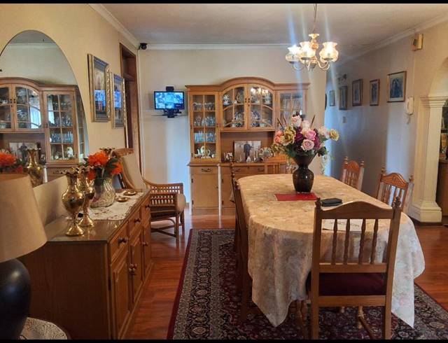 4 BEDROOM HOUSE FOR SALE IN SHALLCROSS